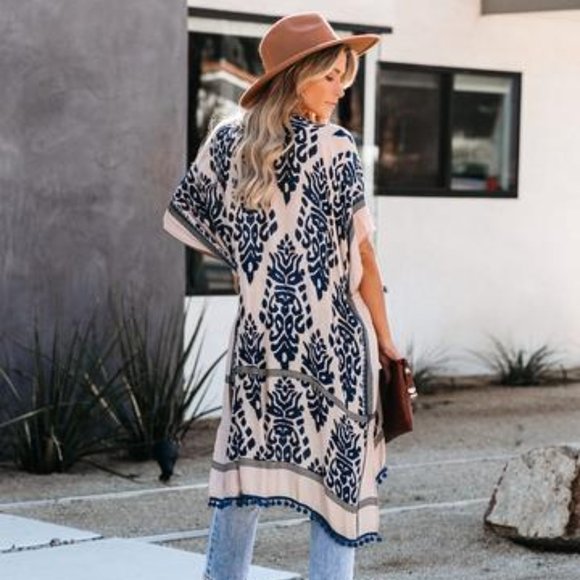 Mediterranean Affair Printed Kimono Top - Picture 9 of 9